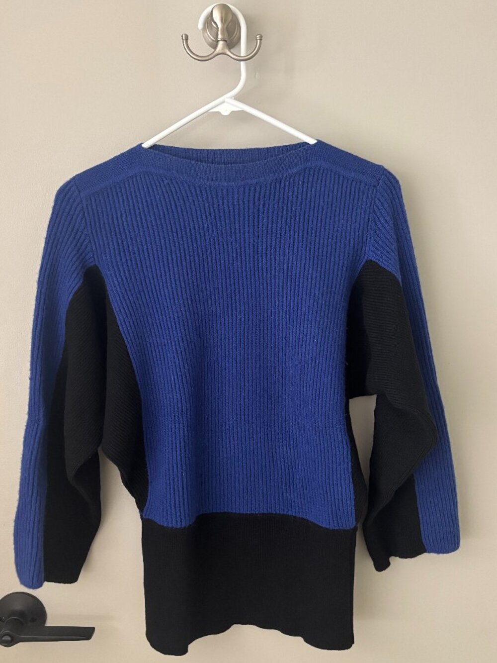 Femina 100% Cashmere Colorblock Dolman Sweater Blue Black Made in Italy Size Sm
